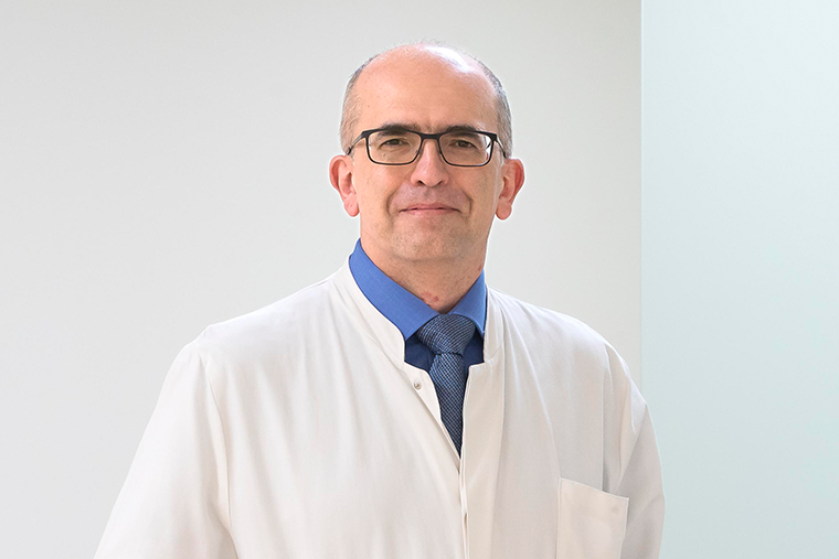 Chefarzt Dr. Rostislav Prog der Abteilung für Kardiologie