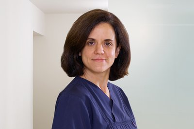 Wirbelsäulenchirurgie - Oberärztin Dr. med. Angelika Hübner 