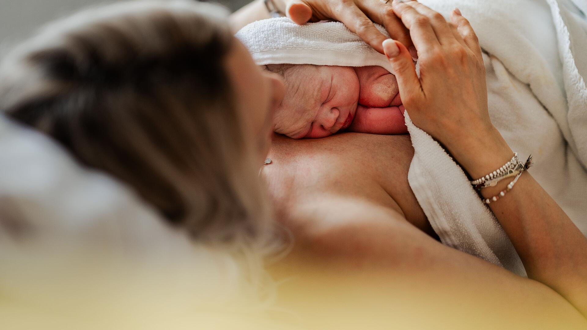 Rettet die individuelle Geburtshilfe in Freiburg und unterstützt mit einer Unterschrift in der Petition