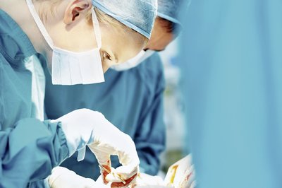 Allgemein- und Viszeralchirurgie - Ärzte am operieren