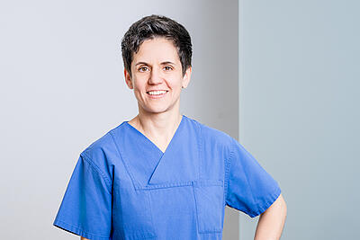 Wirbelsäulenchirurgie - Oberärztin Dr. Angelika Hübner