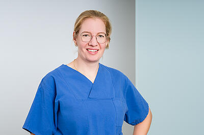 Hebammen - Esther Breidenbach