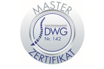 Siegel der Deutsche Wirbelsäulen-Gesellschaft in der Wirbelsäulenchirurgie - Dr. Sascha Rhee