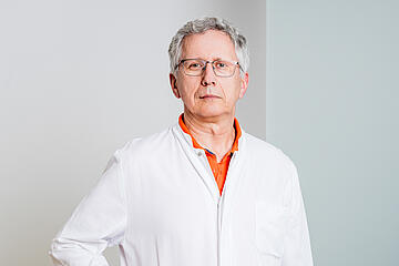 Orthopädie und Unfallchirurgie - Leitender Oberarzt Dr. Christof Buchta
